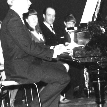 Tónlistarskólinn á Tröllaskaga auglýsir eftir tónlistarkennara.